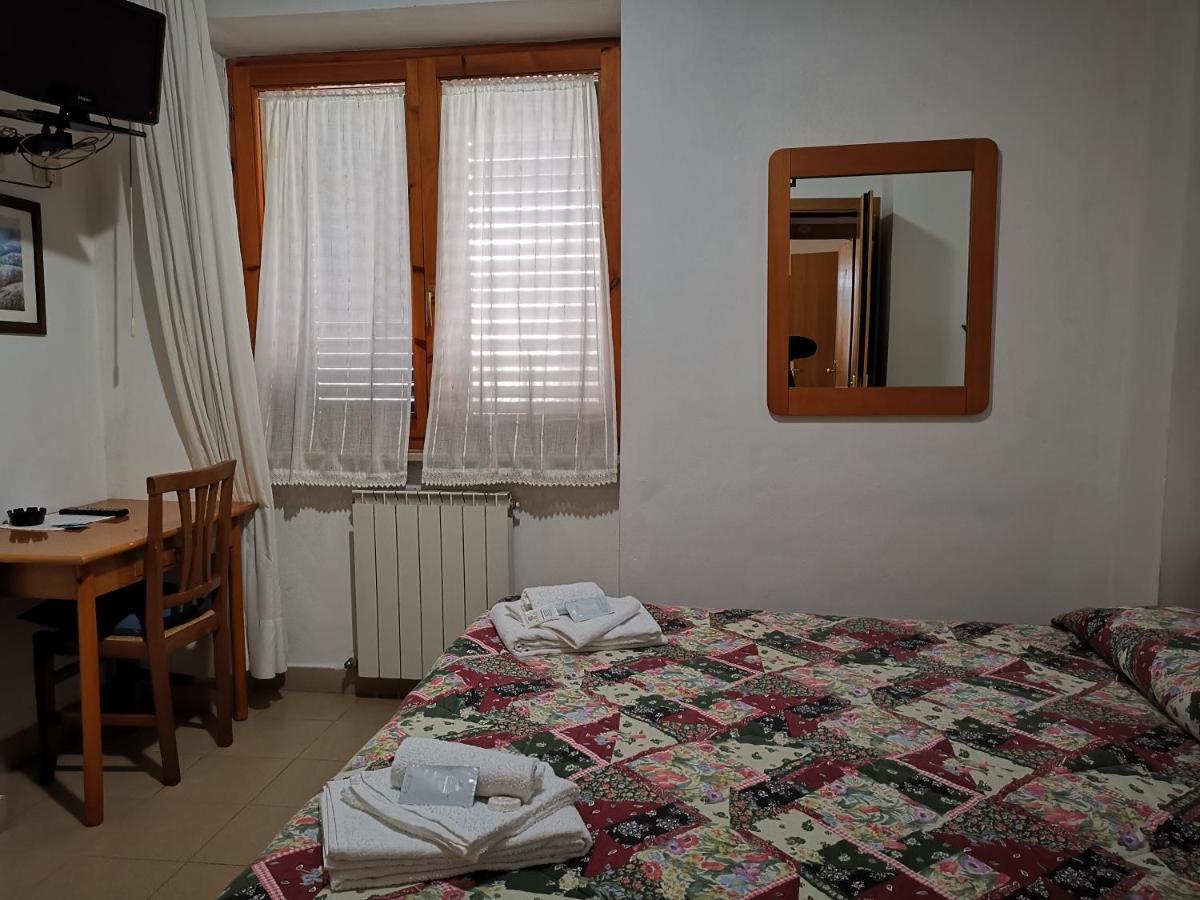 Osteria Dei Locandieri Abbadia San Salvator Ngoại thất bức ảnh